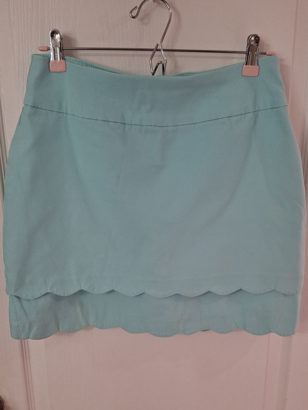 Crown & Ivy Aqua Scalloped Skort with Built-In Shorts Excellent Condition Size 8